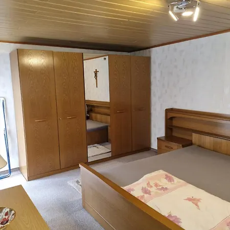 Fuer Monteure Und Handwerker Schoenes Ferienhaus In *