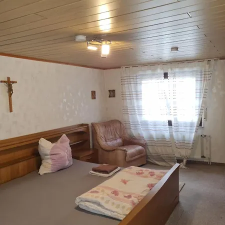 Fuer Monteure Und Handwerker Schoenes Ferienhaus In Filsen